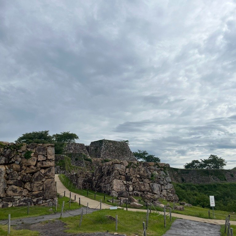 The Secrets of Japanese Castles: Samurai Fortresses and the Top 10 Must-See Castles Takeda Castle Ruins