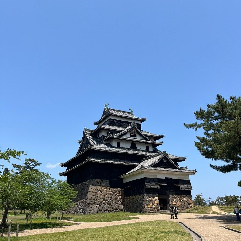 The Secrets of Japanese Castles: Samurai Fortresses and the Top 10 Must-See Castles Matsue Castle